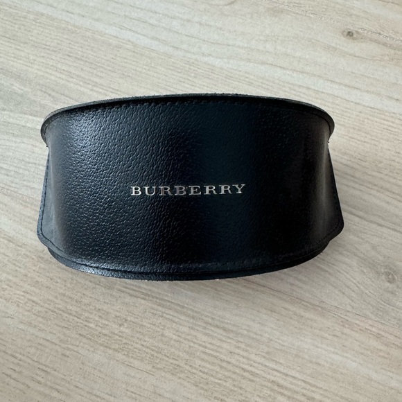 COPY - Men’s Burberry Aviator Sunglasses with case - Picture 1 of 4
